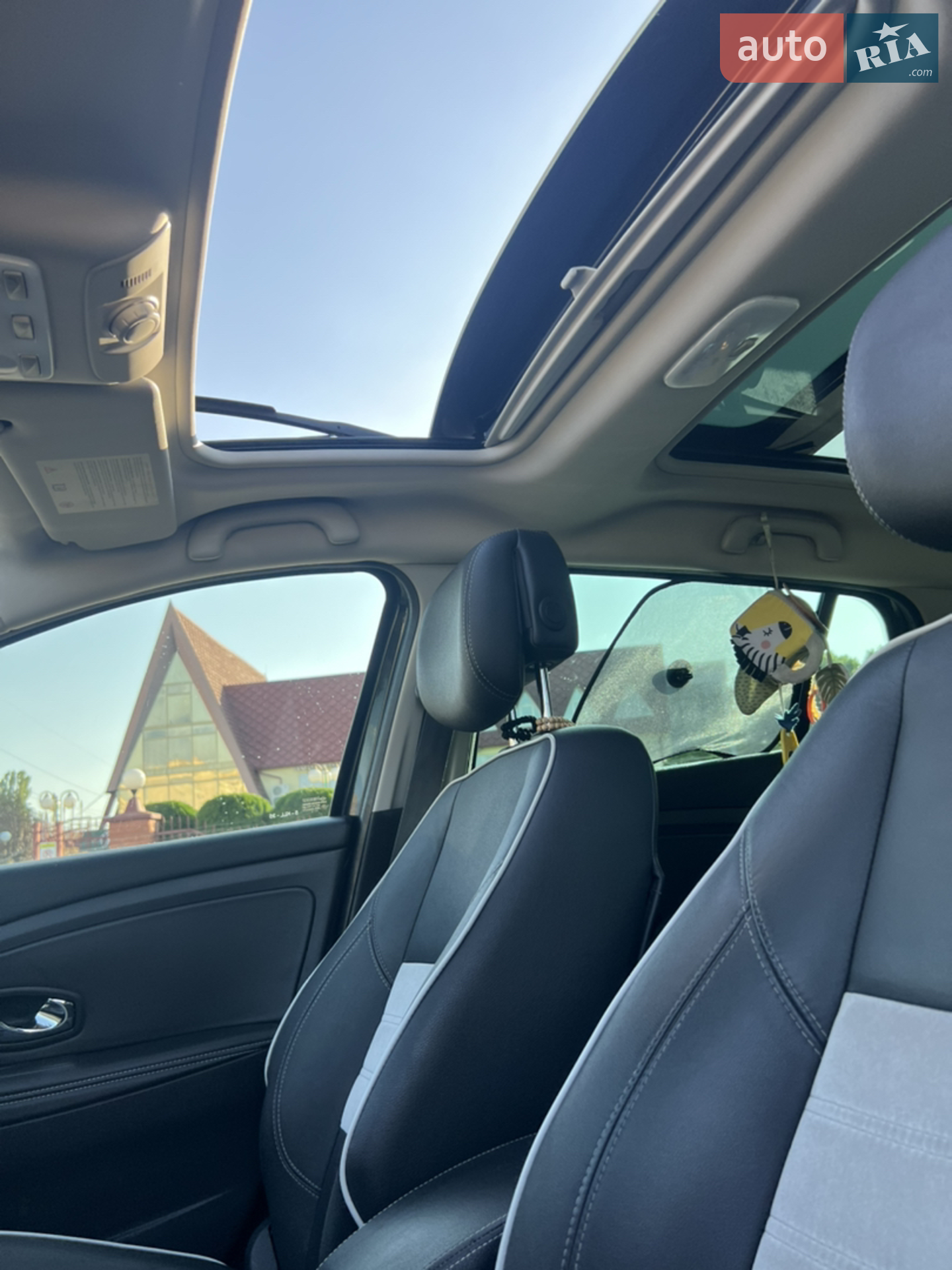 2013 Renault Megane - мініатюра 13
