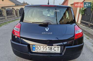 Хэтчбек Renault Megane 2008 в 