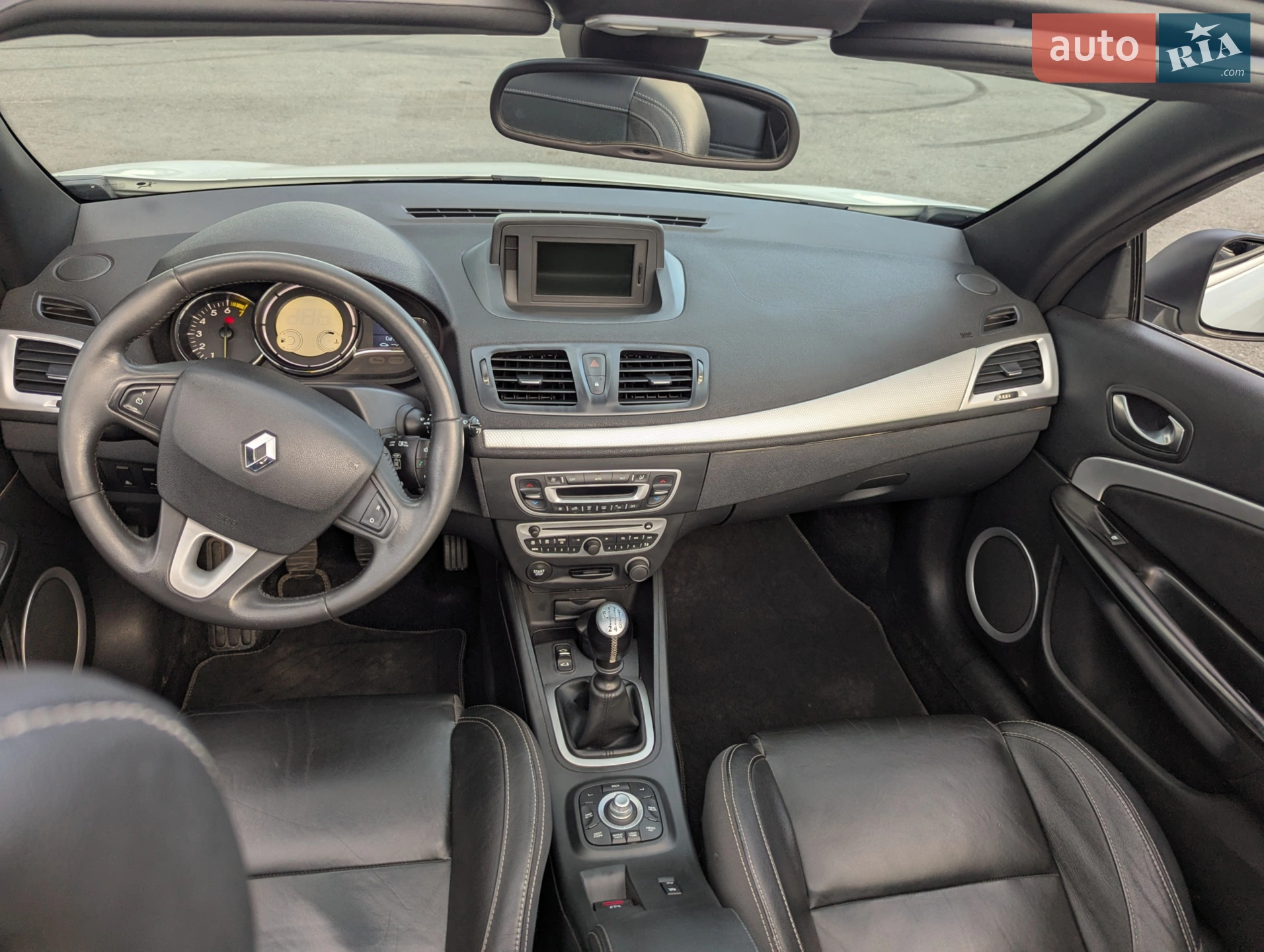 2010 Renault Megane - мініатюра 2