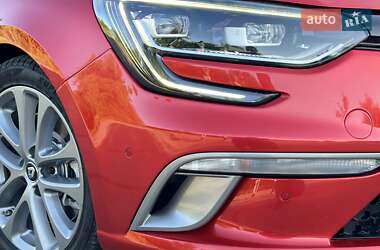 Универсал Renault Megane 2016 в 