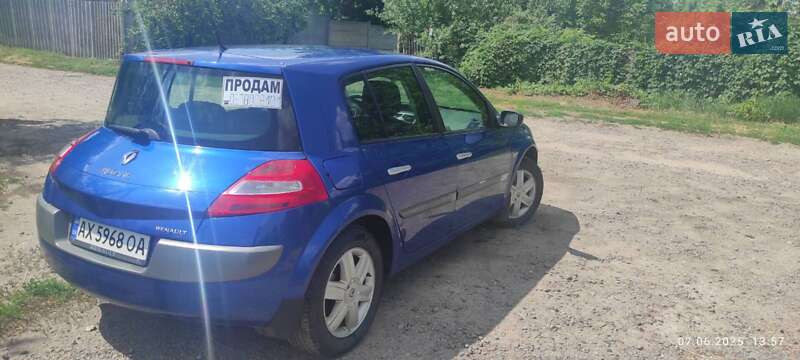 Хэтчбек Renault Megane 2006 в 