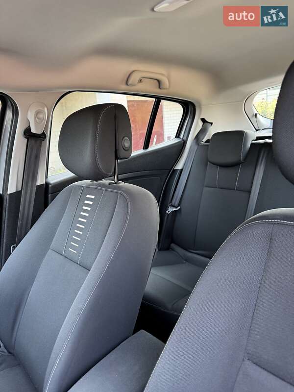 Хетчбек Renault Megane 2012 в Кам'янець-Подільському