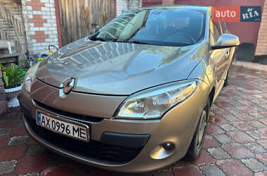 Хэтчбек Renault Megane 2010 в Краснограде