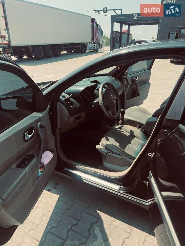Хетчбек Renault Megane 2004 в Калуші
