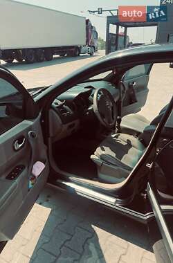 Хэтчбек Renault Megane 2004 в 