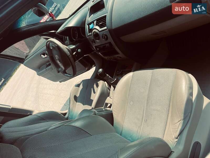 Хетчбек Renault Megane 2004 в Калуші