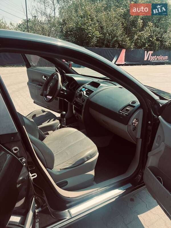 Хетчбек Renault Megane 2004 в Калуші