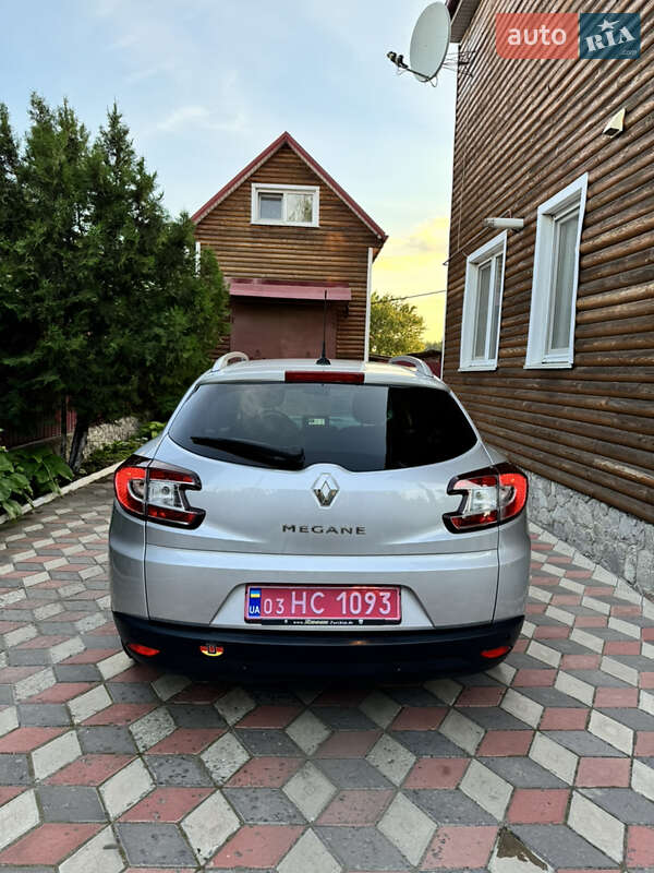 Универсал Renault Megane 2011 в Котельве