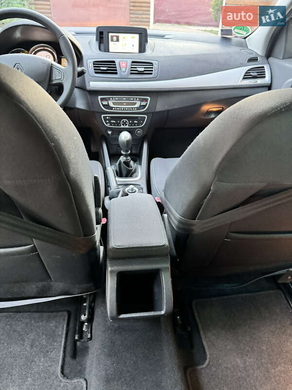 Универсал Renault Megane 2011 в Котельве