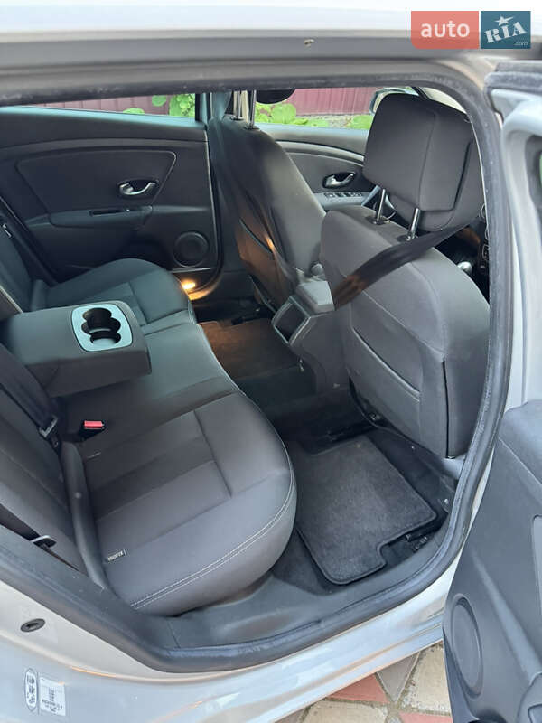 Универсал Renault Megane 2011 в Котельве