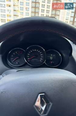 Универсал Renault Megane 2012 в 