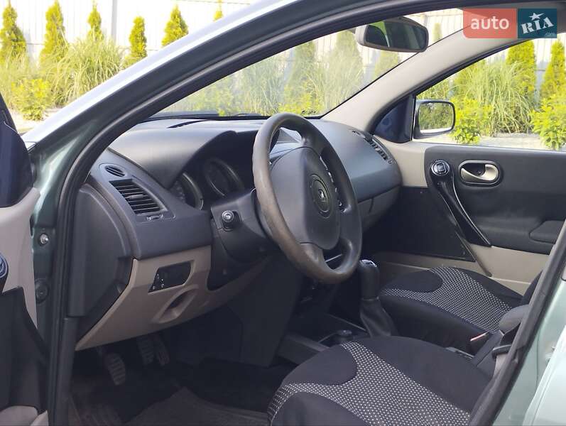 Хэтчбек Renault Megane 2003 в Луцке