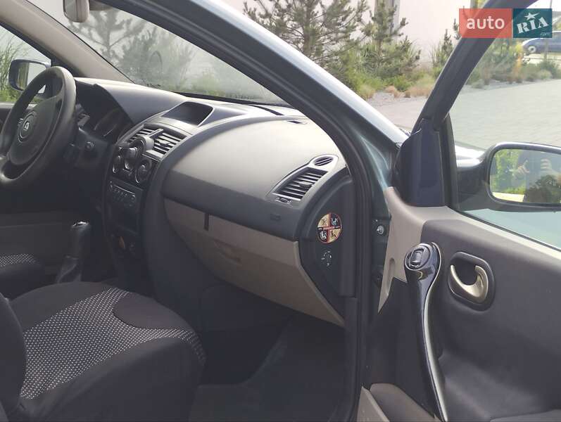 Хэтчбек Renault Megane 2003 в Луцке