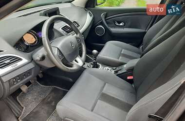 Универсал Renault Megane 2010 в 
