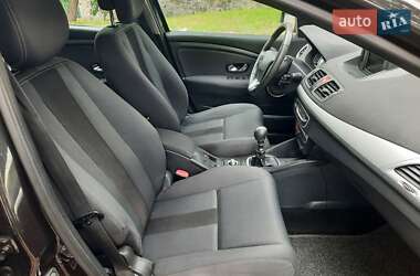 Универсал Renault Megane 2010 в 