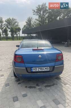 Кабриолет Renault Megane 2004 в 