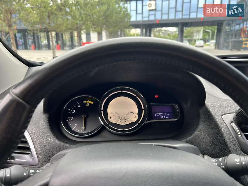 Универсал Renault Megane 2015 в Ровно фото 22 Универсал Renault Megane 2015 в Ровно