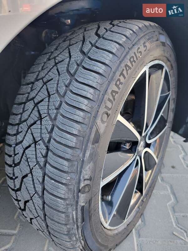 Универсал Renault Megane 2015 в Ровно фото 28 Универсал Renault Megane 2015 в Ровно