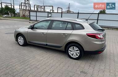 Универсал Renault Megane 2012 в 