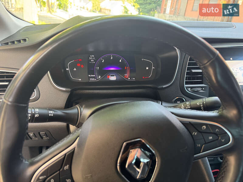 Седан Renault Megane 2022 в Львове