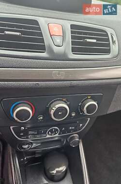Хэтчбек Renault Megane 2010 в 