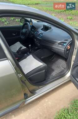 Универсал Renault Megane 2011 в 