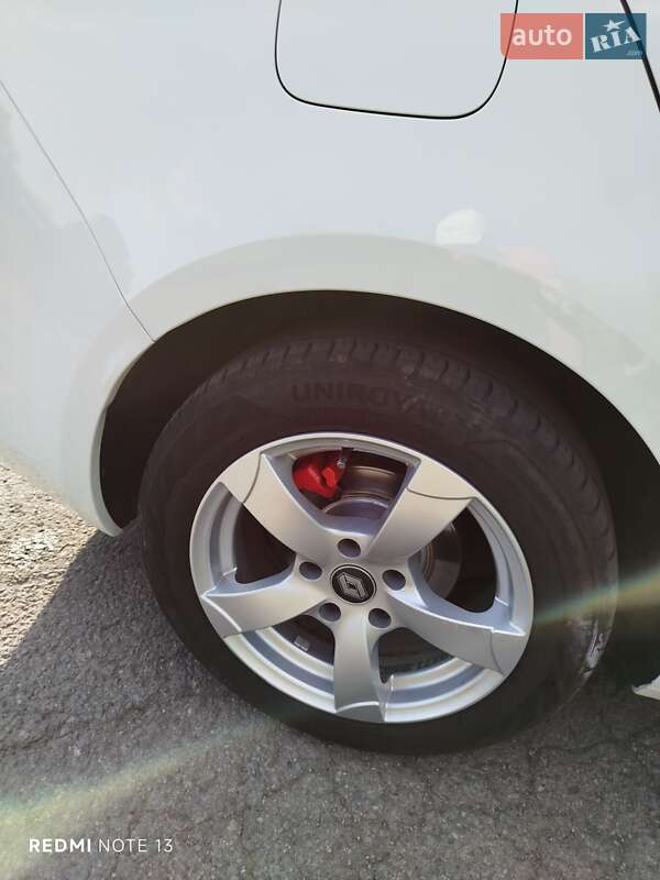 Универсал Renault Megane 2018 в Мукачево фото 3 Универсал Renault Megane 2018 в Мукачево