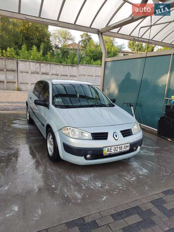 Седан Renault Megane 2005 в Днепре