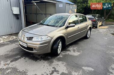 Седан Renault Megane 2009 в 