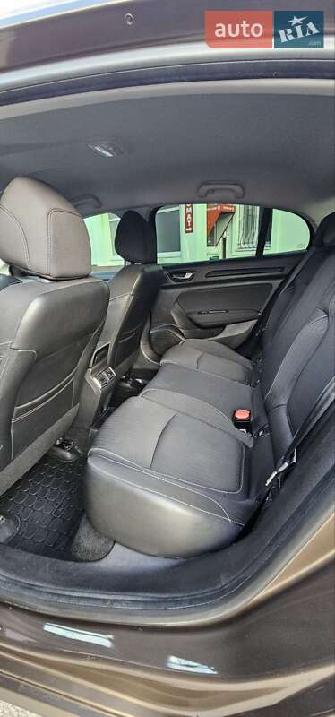 Седан Renault Megane 2018 в Полтаве фото 23 Седан Renault Megane 2018 в Полтаве