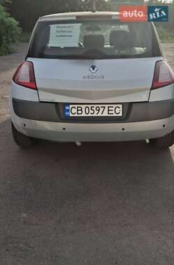 Хэтчбек Renault Megane 2004 в 