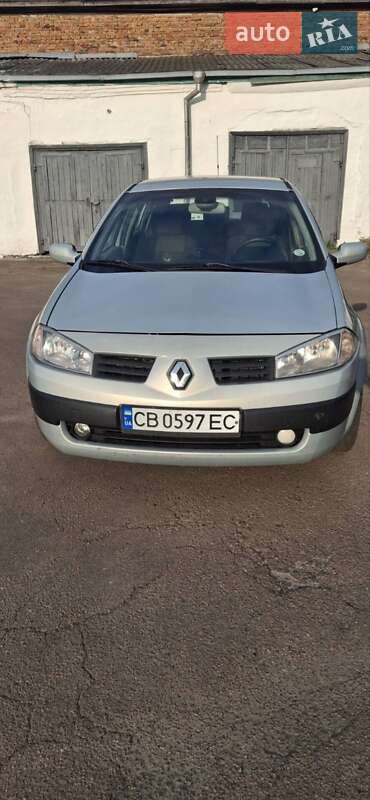 Хэтчбек Renault Megane 2004 в Новгород-Северском