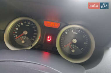 Универсал Renault Megane 2004 в 