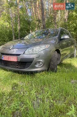 Универсал Renault Megane 2010 в 