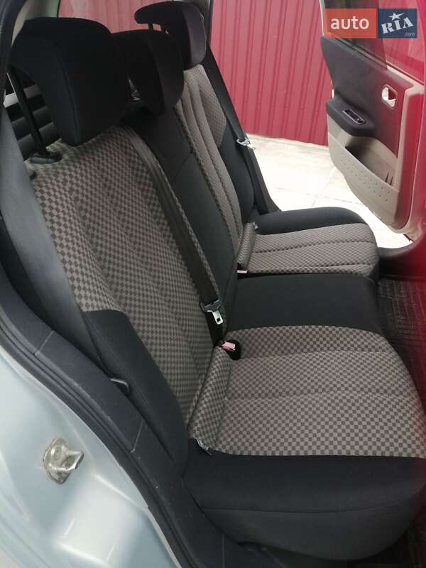 Універсал Renault Megane 2004 в Звягелі