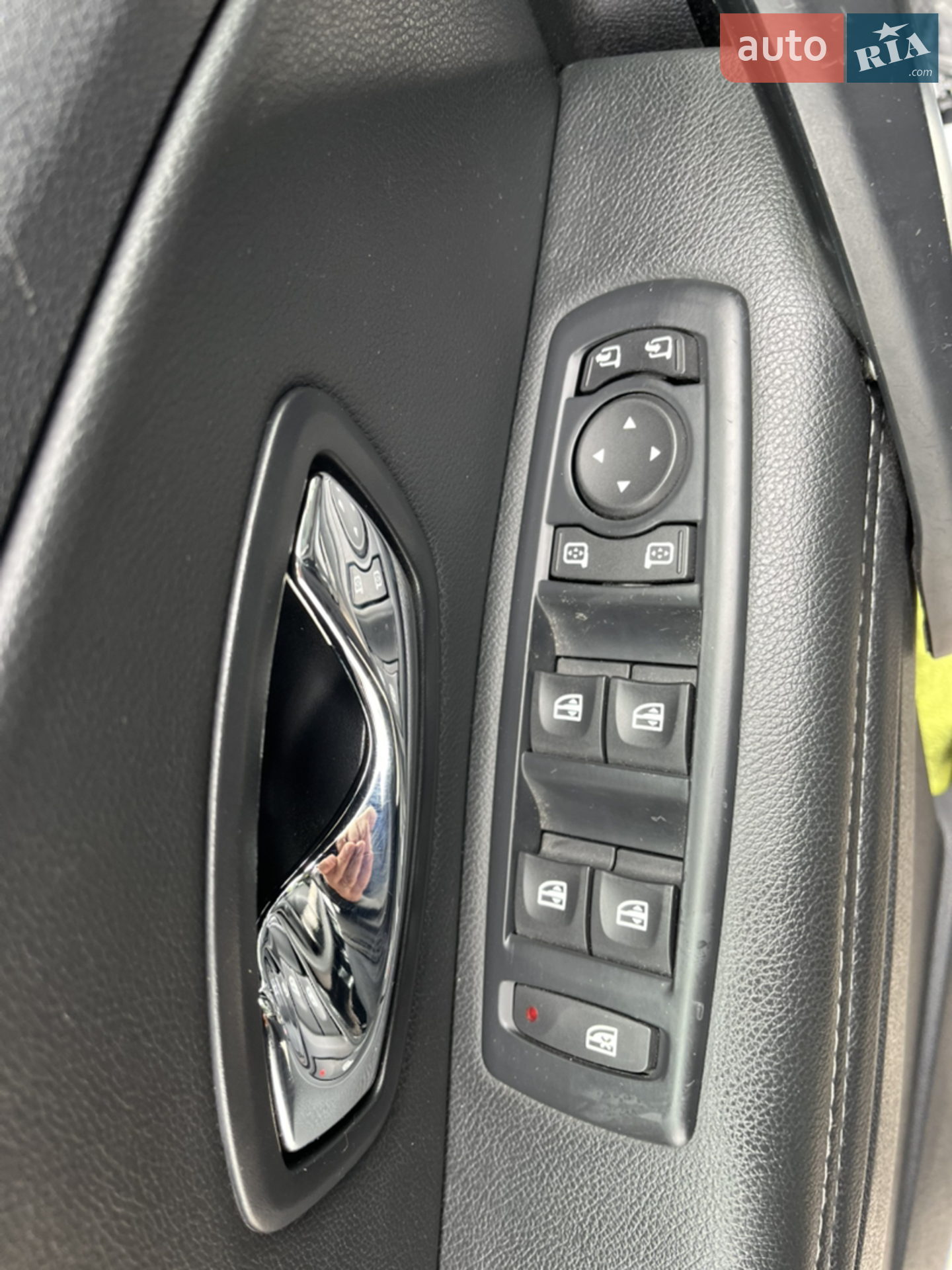 2013 Renault Megane - мініатюра 23