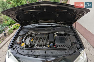 Седан Renault Megane 2004 в 