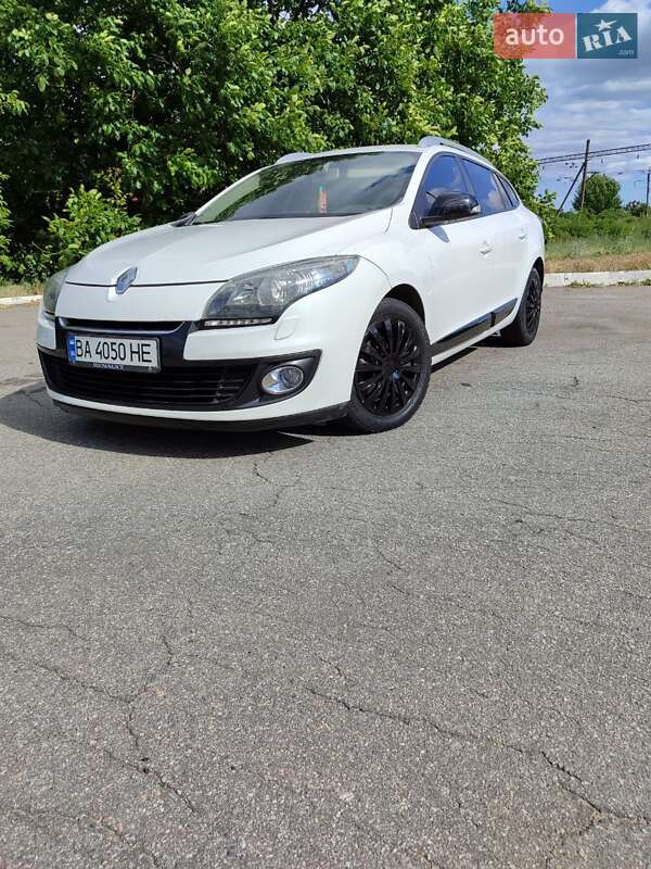 Универсал Renault Megane 2013 в Кривом Роге фото 12 Универсал Renault Megane 2013 в Кривом Роге