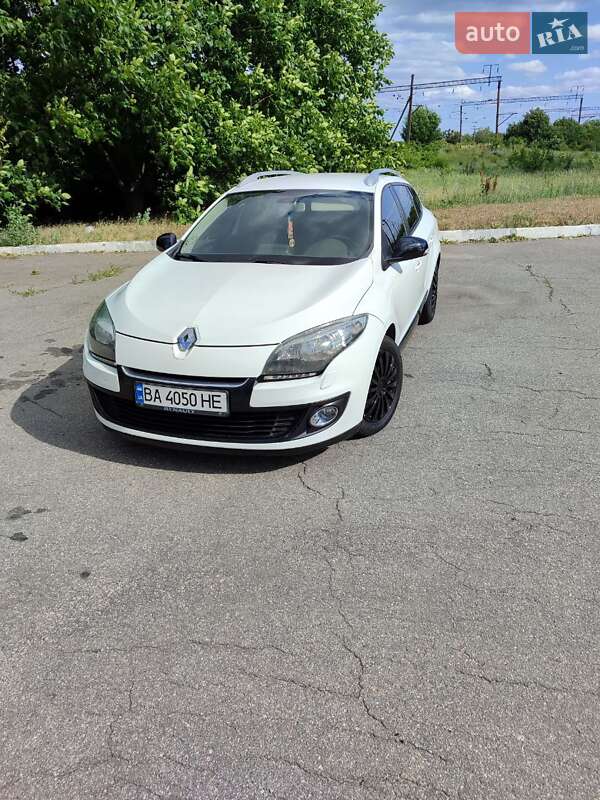 Универсал Renault Megane 2013 в Кривом Роге фото 17 Универсал Renault Megane 2013 в Кривом Роге