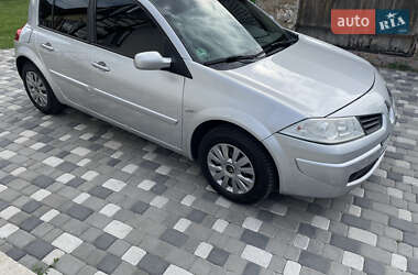 Хэтчбек Renault Megane 2007 в 