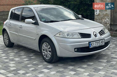 Хэтчбек Renault Megane 2007 в 