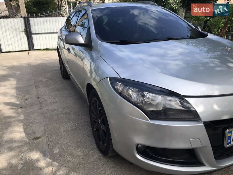 Универсал Renault Megane 2011 в Любаре