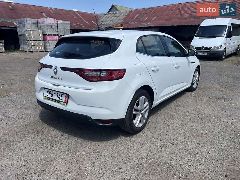 Хетчбек Renault Megane 2017 в Калуші