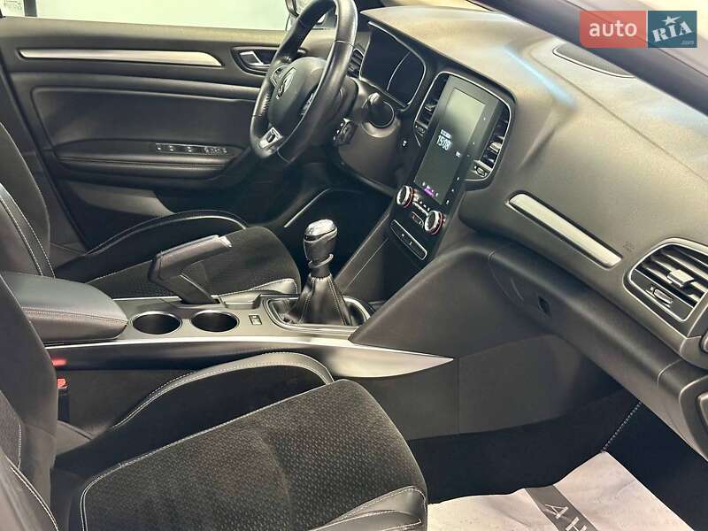 Седан Renault Megane 2018 в Львові