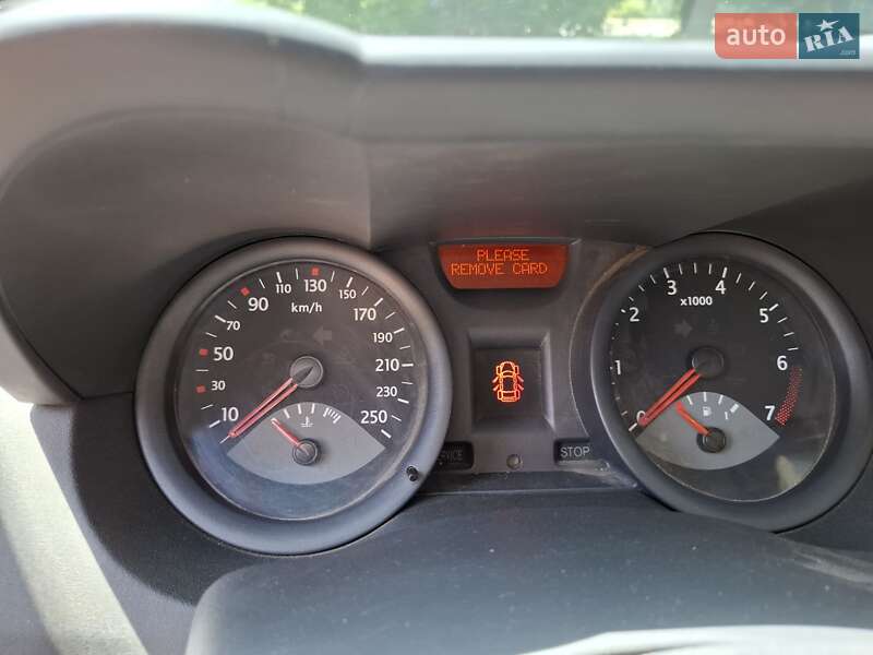 Универсал Renault Megane 2004 в Гайвороне фото 9 Универсал Renault Megane 2004 в Гайвороне