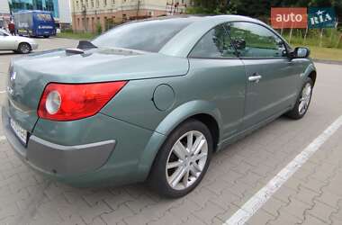 Кабриолет Renault Megane 2005 в 