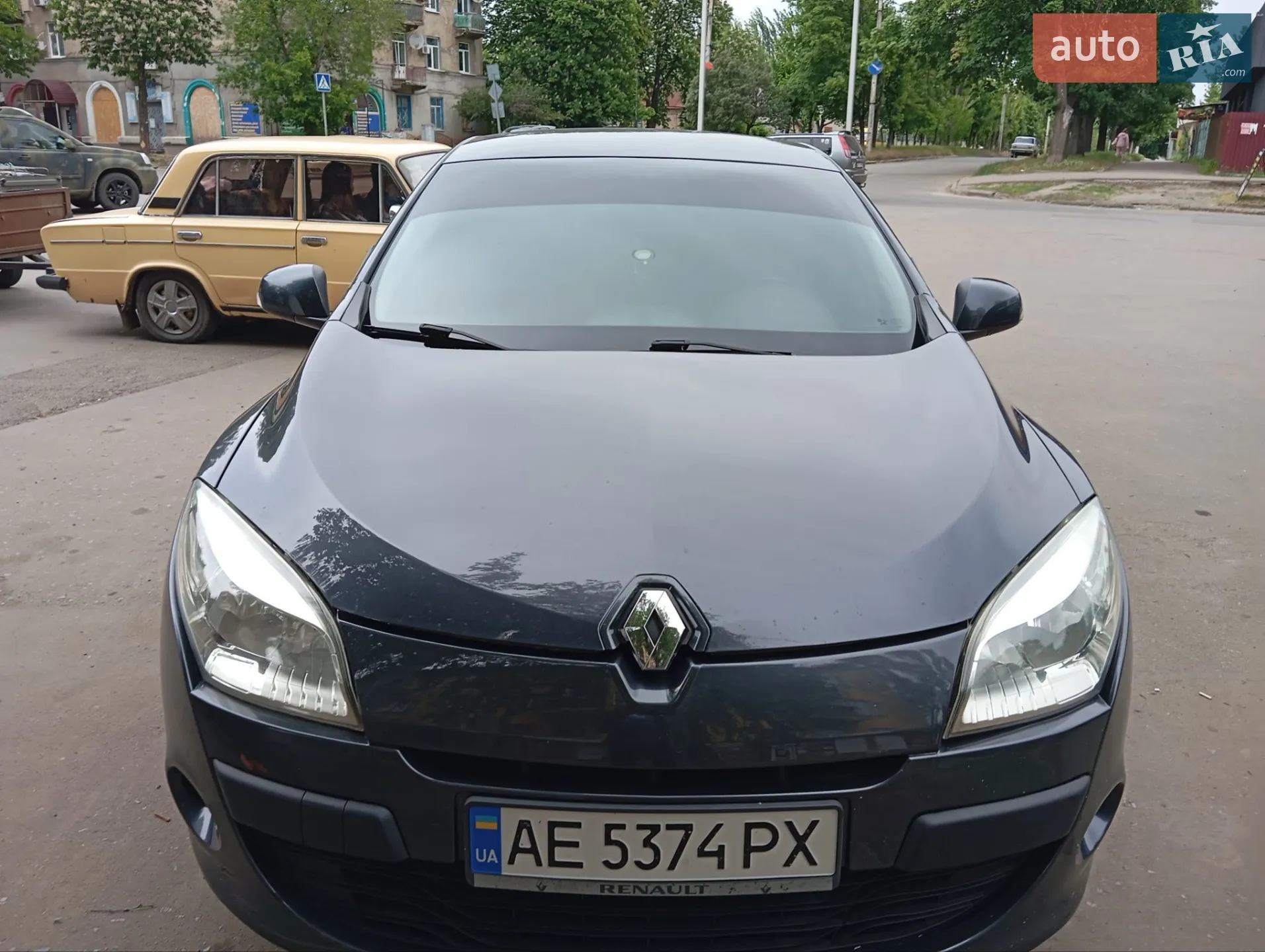 2010 Renault Megane - мініатюра 2
