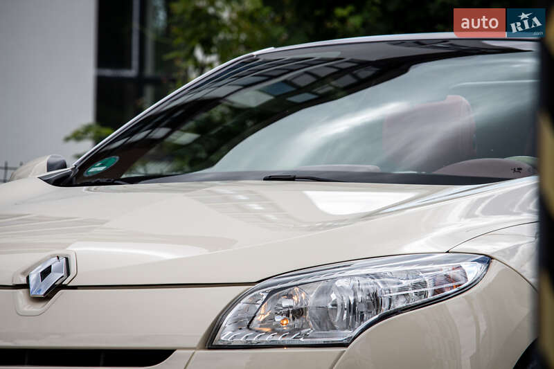 Кабриолет Renault Megane 2011 в Львове фото 6 Кабриолет Renault Megane 2011 в Львове