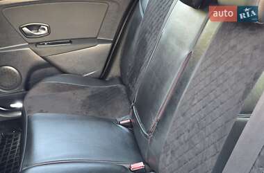 Универсал Renault Megane 2011 в 