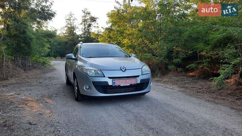 Renault Megane 2011 Renault Megane 2011
